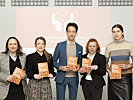 Das Redaktionsteam bei der Buchpräsentation.