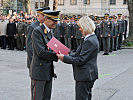 Die Verleihung der Verwendungsbezeichnung „General". (Bild &ouml;ffnet sich in einem neuen Fenster)