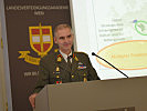 Oberst des Generalstabsdienstes Thomas Fronek erörtert das Sprachinstitut. (Bild &ouml;ffnet sich in einem neuen Fenster)