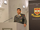 Generalleutnant Bruno Hofbauer spricht über den militärischen Teilbereich. (Bild &ouml;ffnet sich in einem neuen Fenster)