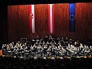 Das Große Festspielhaus bildete die beeindruckende Kulisse.