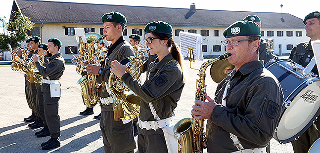 Ein Musiker der Militärmusik Kärnten.