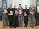 ...das Buch"Es gibt nie ein zuviel an Seelsorge...". (Bild öffnet sich in einem neuen Fenster)
