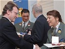...mit dem Ehrenzeichen der Evangelischen Militärseelsorge ausgezeichnet. (Bild öffnet sich in einem neuen Fenster)