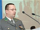 ...die Militärseelsorge durch Amtsdirektor Wallgram vorgestellt... (Bild öffnet sich in einem neuen Fenster)