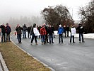 ...trifft auf Demonstranten. (Bild öffnet sich in einem neuen Fenster)
