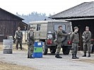 Personen- und Kfz-Kontrolle am Truppenübungsplatz Glainach. (Bild öffnet sich in einem neuen Fenster)