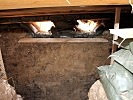 Die Sandsäcke wurden für Stellungen und im Ausbau eines Hauses verwendet. (Bild öffnet sich in einem neuen Fenster)