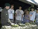 Die Entminungsspezialisten informierten die zahlreichen Besucher. (Bild öffnet sich in einem neuen Fenster)