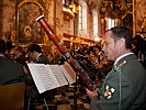 Ein Militärmusiker in der Konzertaufführung. (Bild öffnet sich in einem neuen Fenster)