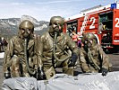 Die Flughafenfeuerwehr nach der Vorführung. (Bild öffnet sich in einem neuen Fenster)