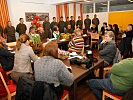 Zahlreiche Medienvertreter besuchen die Pressekonferenz. (Bild öffnet sich in einem neuen Fenster)