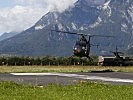 Eine deutsche Bo 105 kehrt von einem Ausbildungsflug zurück. (Bild öffnet sich in einem neuen Fenster)