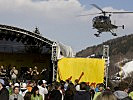 Währenddessen verabschiedet sich der Hubschrauber nach Aigen im Ennstal. (Bild öffnet sich in einem neuen Fenster)