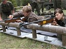 Beim Schießen mit dem Luftdruckgewehr... (Bild öffnet sich in einem neuen Fenster)