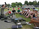 Großes Staunen gab es auch bei den Waffen. (Bild öffnet sich in einem neuen Fenster)