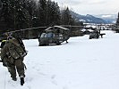 Übungsende und Rückmarsch zum Abflug. (Bild öffnet sich in einem neuen Fenster)