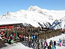 Siegerehrung auf der Terasse des Bergrestaurants. (Bild öffnet sich in einem neuen Fenster)