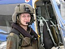 Auftrag erfüllt: Pilotin Berginc hat wieder festen Boden unter den Füßen. (Bild öffnet sich in einem neuen Fenster)