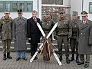 Ein Gruppenbild mit den Festgästen. (Bild öffnet sich in einem neuen Fenster)