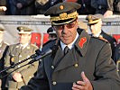 Der Vorarlberger Militärkommandant, Brigadier Konzett, bei seiner Rede. (Bild öffnet sich in einem neuen Fenster)