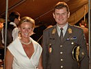 Der Militärkommandant Brigadier Mag. Reißner und die "Schlossherrin". (Bild öffnet sich in einem neuen Fenster)