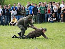 Die Soldaten des Jägerbataillons 12 bei der Nahkampfvorführung.