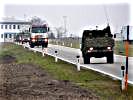 Ein Tanklastfahrzeug der OMV mit Bundesheer-Eskorte.