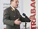 Generalmajor Raffetseder erläutert die Vorteile einer Partnerschaft.