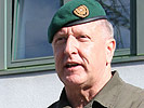 Generalmajor Dieter Heidecker bleibt Höflers Stellvertreter.