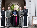 Pater Thomas, Militärkommandant Zöllner, Generalvikar Farner, Pater Gabriel und Abt Feurstein, v.l.