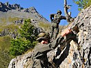 Bewegen im hochalpinen Gelände, ein Teil der Ausbildung der angehenden Offiziere.