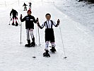 Die Kids hatten viel Spaß beim Schneeschuhwandern.