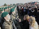 Großer Andrang herrschte beim Fototermin für Angehörige und Freunde der Rekruten.