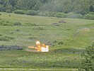 Kampfpanzer "Leopard 2A4" im scharfen Schuss.