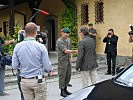 Brigadier Starlinger empfängt Minister Darabos zum Truppenbesuch in Klagenfurt.