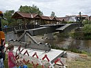 Die Pionierbrücke 2000 über den Kamp beeindruckte die Besucher.