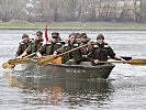 Mit dem Pionierboot über die Donau.