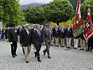 Abschreiten der Front mit Brigadier Ernst Konzett.