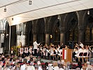 Die Gardemusik spielt unter der Leitung von Militärmusikchef Bernhard Heher.