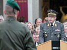 Brigadier Hufler bei seiner Ansprache.