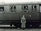 Ankunft der ersten B-Gendarmen am Bahnhof Bregenz.