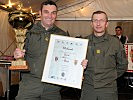 Oberstleutnant Stefan Kirchebner, Kommandant der Garde, l., und Militärkommandant Brigadier Kurt Wagner.