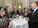 Am Vorabend der Konferenz traf Klug mit in Deutschland lebenden Auslandsösterreichern zusammen.