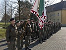 Die Einsatzsoldaten sind zur Verleihung angetreten.