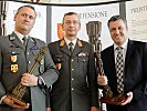 V.l.: Fachoberinspektor Andreas Ziede, der Wiener Militärkommandant Brigadier Kurt Wagner, Burghauptmann Reinhold Sahl.