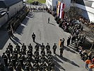 Der Schulhof der Hauptschule bot die Kulisse für die Angelobung.