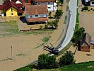 Nach dem größten Hochwasser seit über 120 Jahren in Bosnien und Herzegowina fliegen Heeres-Helikopter, um die Bevölkerung aus den Krisenregionen zu evakuieren.