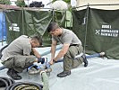 Die österreichischen Soldaten beginnen...