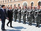 Gasic wurde in Wien mit militärischen Ehren empfangen.